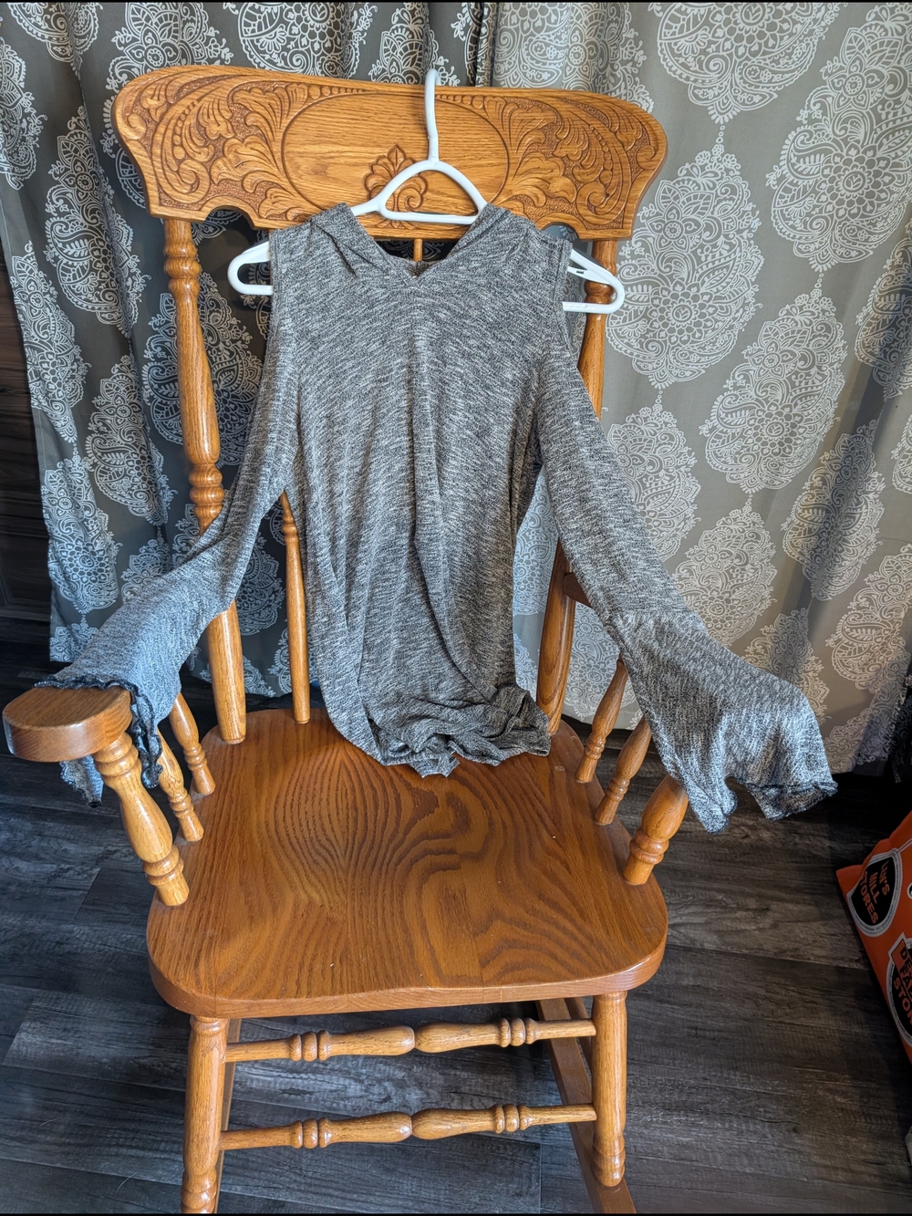 Women's Gray Cold-Shoulder Hooded Top
